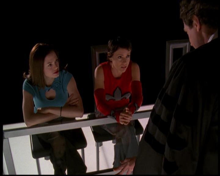 Charmed-Online-dot-619CrimesAndWitchDemeanors1515.jpg