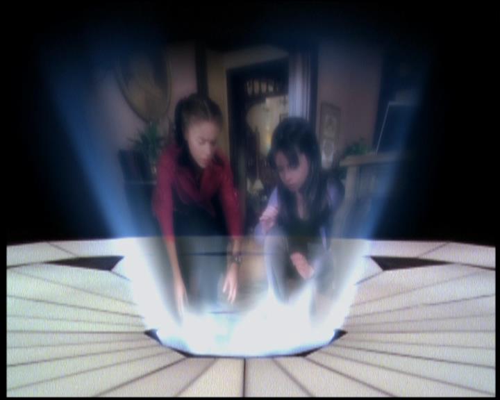 Charmed-Online-dot-619CrimesAndWitchDemeanors1570.jpg