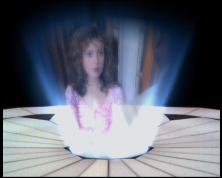 Charmed-Online-dot-619CrimesAndWitchDemeanors1613.jpg Charmed-Online-dot-619CrimesAndWitchDemeanors1613.jpg