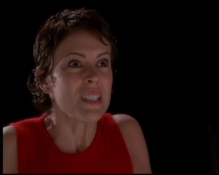 Charmed-Online-dot-619CrimesAndWitchDemeanors1876.jpg Charmed-Online-dot-619CrimesAndWitchDemeanors1876.jpg