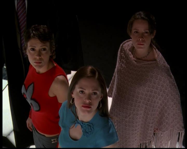 Charmed-Online-dot-619CrimesAndWitchDemeanors2034.jpg