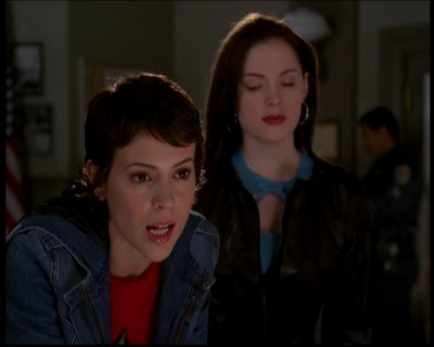 Charmed-Online-dot-619CrimesAndWitchDemeanors0400.jpg