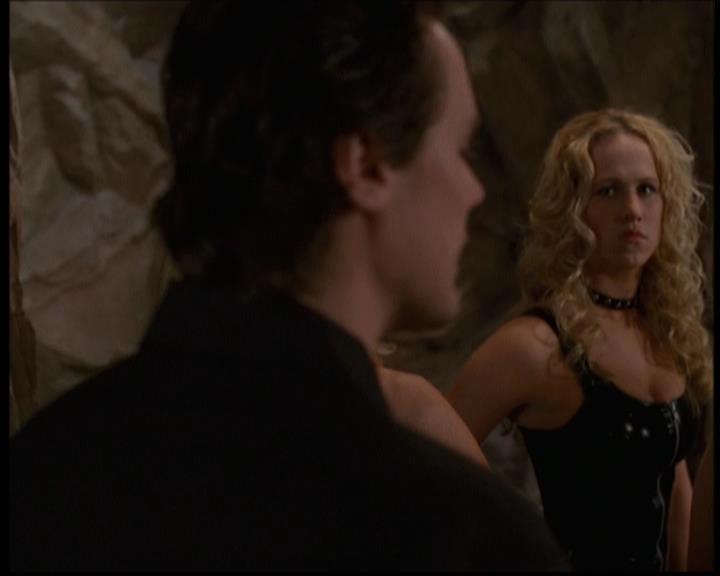 Charmed-Online-dot-net_620AWrongDaysJourneyIntoRight0627.jpg