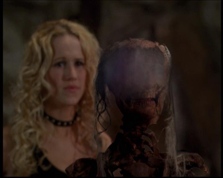 Charmed-Online-dot-net_620AWrongDaysJourneyIntoRight0665.jpg