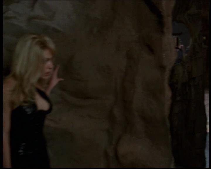 Charmed-Online-dot-net_620AWrongDaysJourneyIntoRight2031.jpg