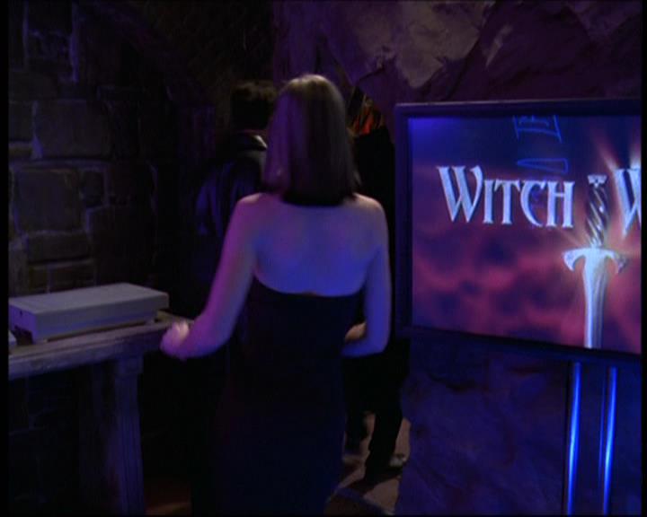 Charmed-Online-dot-net_621WitchWars0409.jpg