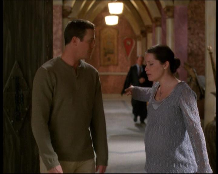 Charmed-Online-dot-net_621WitchWars1033.jpg