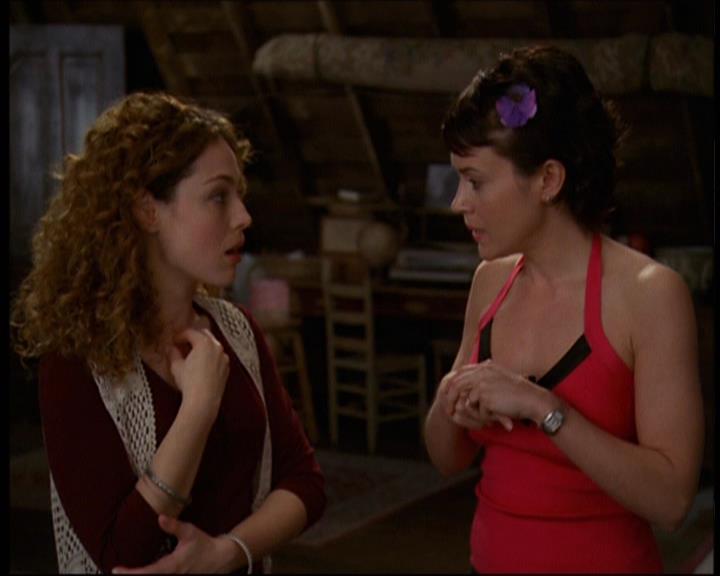 Charmed-Online-dot-net_621WitchWars1133.jpg