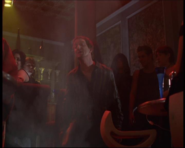 Charmed-Online-dot-net_621WitchWars1269.jpg
