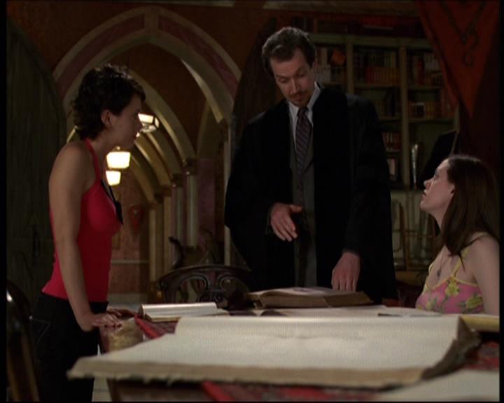 Charmed-Online-dot-net_621WitchWars1933.jpg