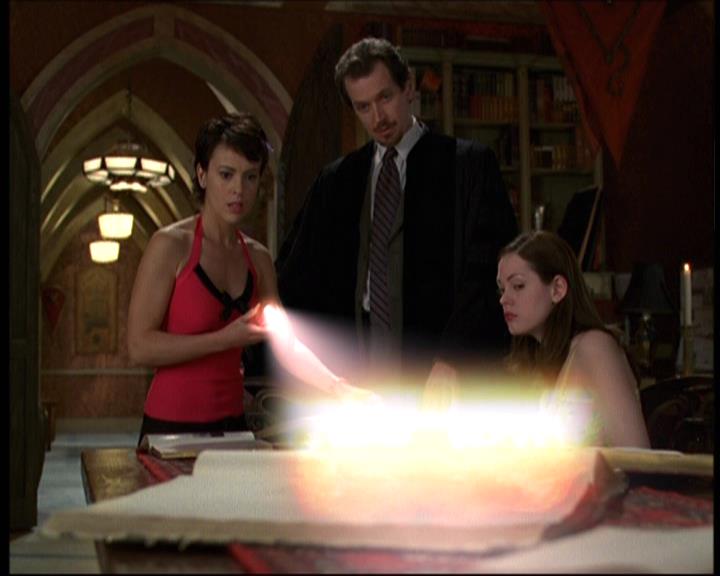 Charmed-Online-dot-net_621WitchWars1950.jpg