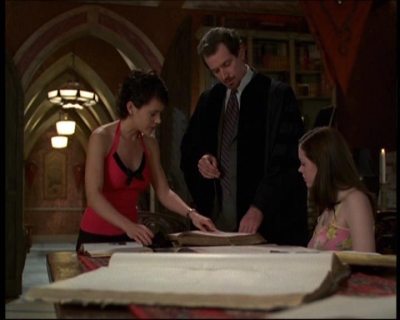 Charmed-Online-dot-net_621WitchWars1943.jpg