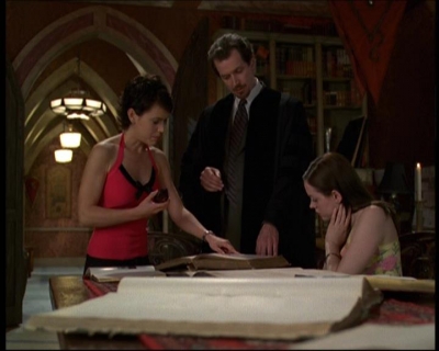 Charmed-Online-dot-net_621WitchWars1945.jpg