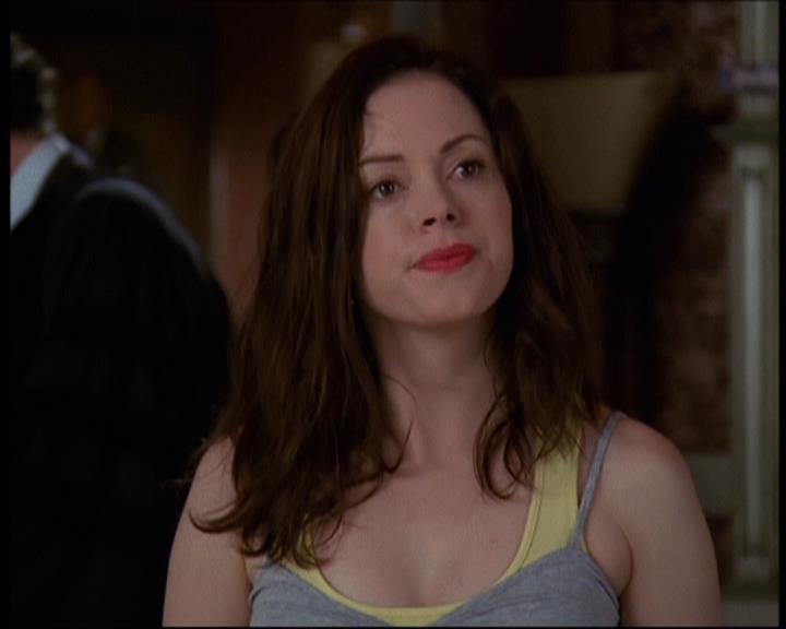 Charmed-Online-dot-net_622ItsABadBadBadBadWorldPart1-0026.jpg