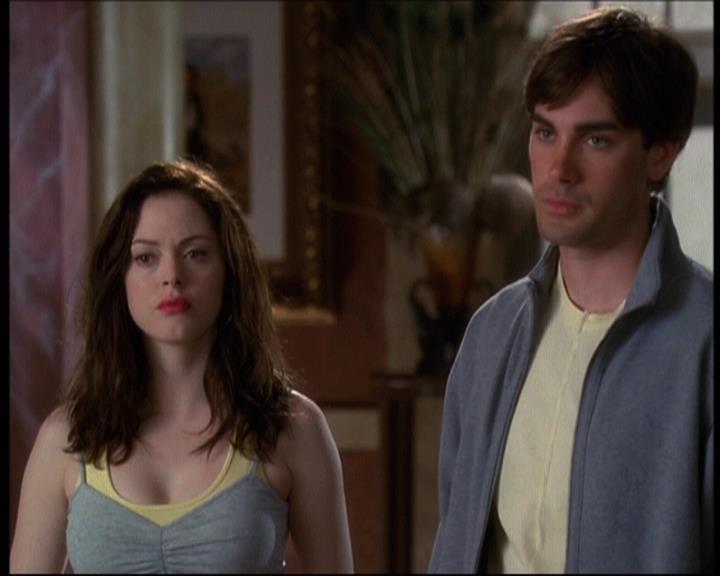 Charmed-Online-dot-net_622ItsABadBadBadBadWorldPart1-0085.jpg