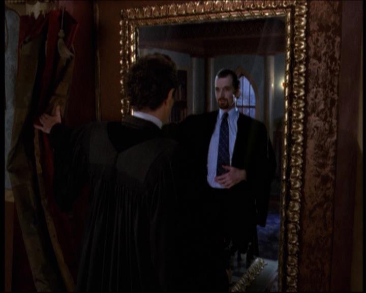 Charmed-Online-dot-net_622ItsABadBadBadBadWorldPart1-0118.jpg