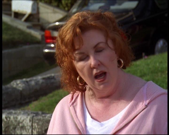 Charmed-Online-dot-net_622ItsABadBadBadBadWorldPart1-0263.jpg