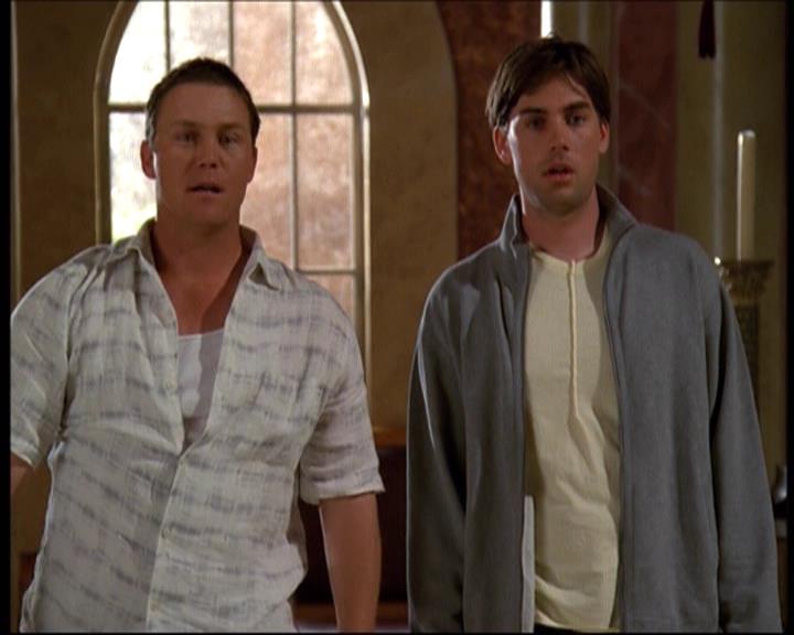 Charmed-Online-dot-net_622ItsABadBadBadBadWorldPart1-0543.jpg