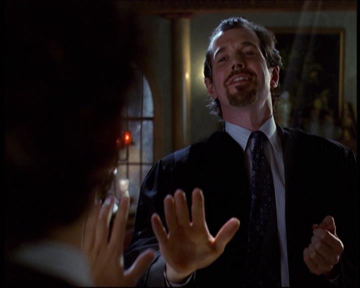 Charmed-Online-dot-net_622ItsABadBadBadBadWorldPart1-0594.jpg