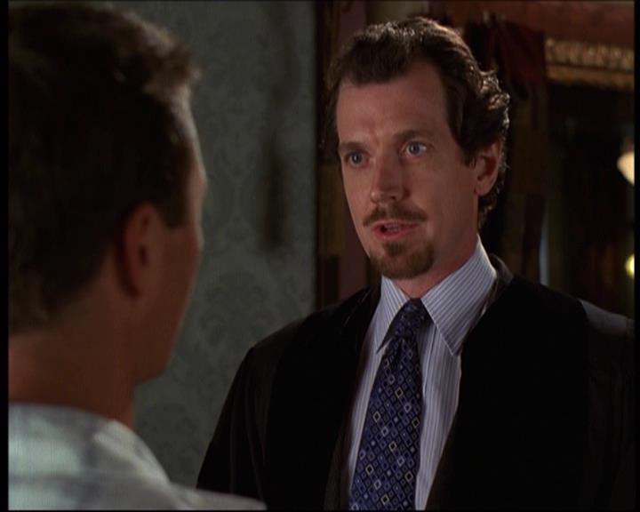 Charmed-Online-dot-net_622ItsABadBadBadBadWorldPart1-0639.jpg