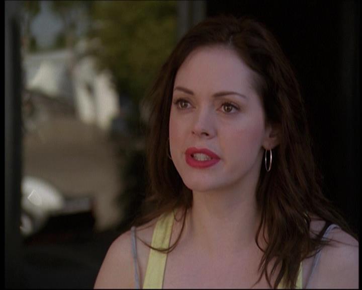 Charmed-Online-dot-net_622ItsABadBadBadBadWorldPart1-0693.jpg