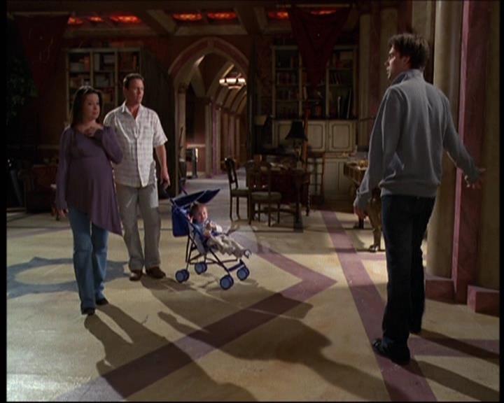 Charmed-Online-dot-net_622ItsABadBadBadBadWorldPart1-0729.jpg