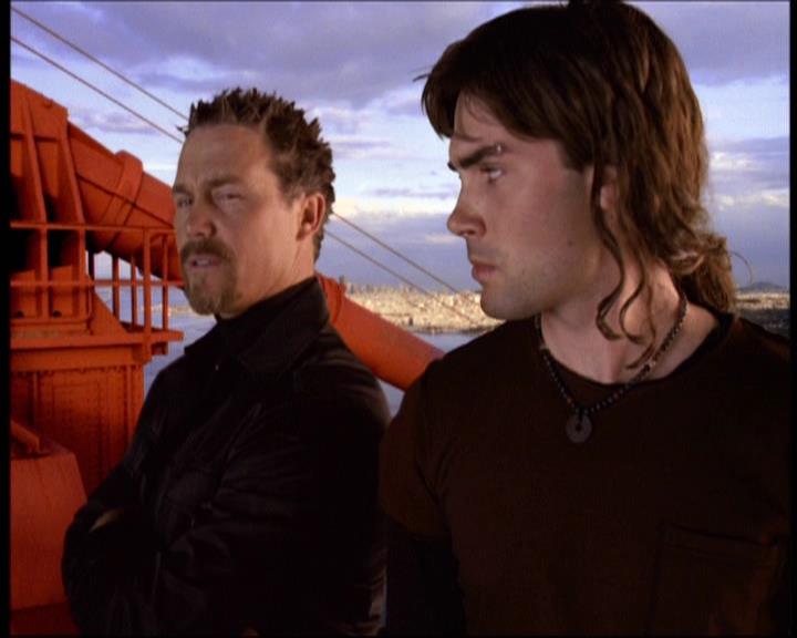 Charmed-Online-dot-net_622ItsABadBadBadBadWorldPart1-1092.jpg