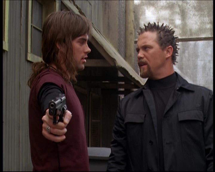 Charmed-Online-dot-net_622ItsABadBadBadBadWorldPart1-1179.jpg