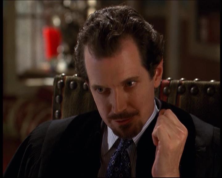 Charmed-Online-dot-net_622ItsABadBadBadBadWorldPart1-1266.jpg