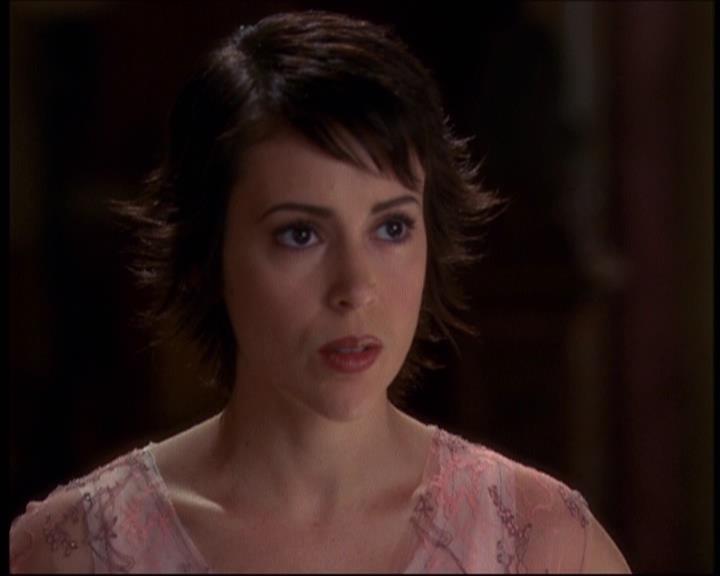 Charmed-Online-dot-net_622ItsABadBadBadBadWorldPart1-1339.jpg