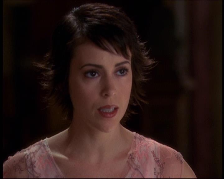 Charmed-Online-dot-net_622ItsABadBadBadBadWorldPart1-1340.jpg