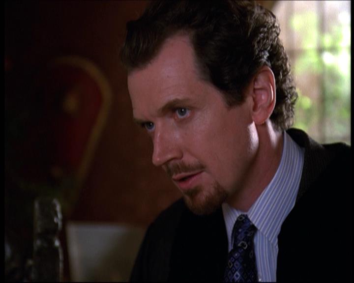 Charmed-Online-dot-net_622ItsABadBadBadBadWorldPart1-1417.jpg