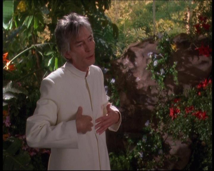 Charmed-Online-dot-net_622ItsABadBadBadBadWorldPart1-1809.jpg