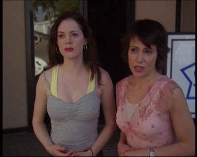 Charmed-Online-dot-net_622ItsABadBadBadBadWorldPart1-0669.jpg