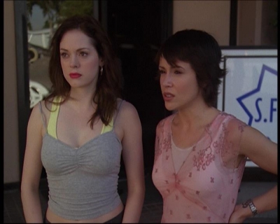 Charmed-Online-dot-net_622ItsABadBadBadBadWorldPart1-0715.jpg