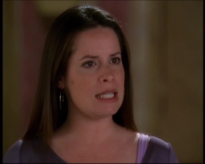 Charmed-Online-dot-net_622ItsABadBadBadBadWorldPart1-0733.jpg