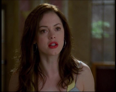 Charmed-Online-dot-net_622ItsABadBadBadBadWorldPart1-0930.jpg