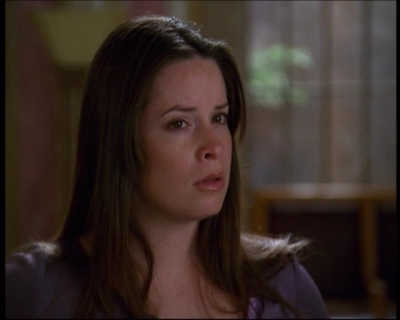 Charmed-Online-dot-net_622ItsABadBadBadBadWorldPart1-0950.jpg