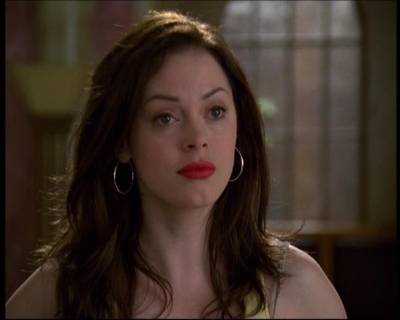 Charmed-Online-dot-net_622ItsABadBadBadBadWorldPart1-0962.jpg