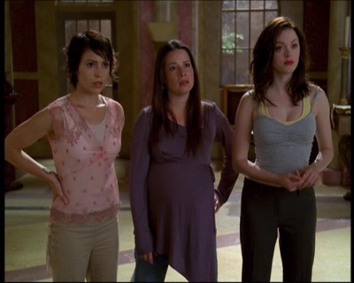 Charmed-Online-dot-net_622ItsABadBadBadBadWorldPart1-1015.jpg