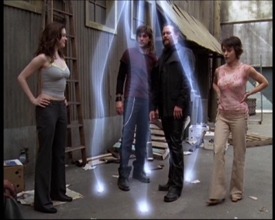 Charmed-Online-dot-net_622ItsABadBadBadBadWorldPart1-1209.jpg