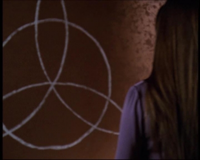 Charmed-Online-dot-net_622ItsABadBadBadBadWorldPart1-1396.jpg