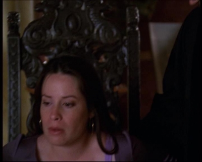 Charmed-Online-dot-net_622ItsABadBadBadBadWorldPart1-1411.jpg