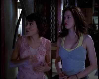 Charmed-Online-dot-net_622ItsABadBadBadBadWorldPart1-1460.jpg