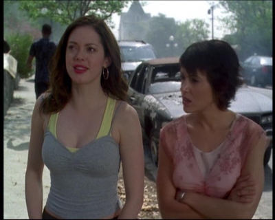 Charmed-Online-dot-net_622ItsABadBadBadBadWorldPart1-1586.jpg