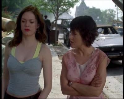 Charmed-Online-dot-net_622ItsABadBadBadBadWorldPart1-1590.jpg