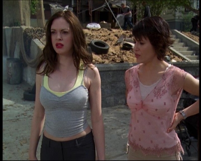 Charmed-Online-dot-net_622ItsABadBadBadBadWorldPart1-1607.jpg