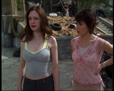 Charmed-Online-dot-net_622ItsABadBadBadBadWorldPart1-1610.jpg