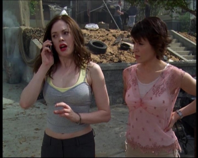 Charmed-Online-dot-net_622ItsABadBadBadBadWorldPart1-1617.jpg