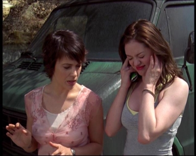 Charmed-Online-dot-net_622ItsABadBadBadBadWorldPart1-1644.jpg